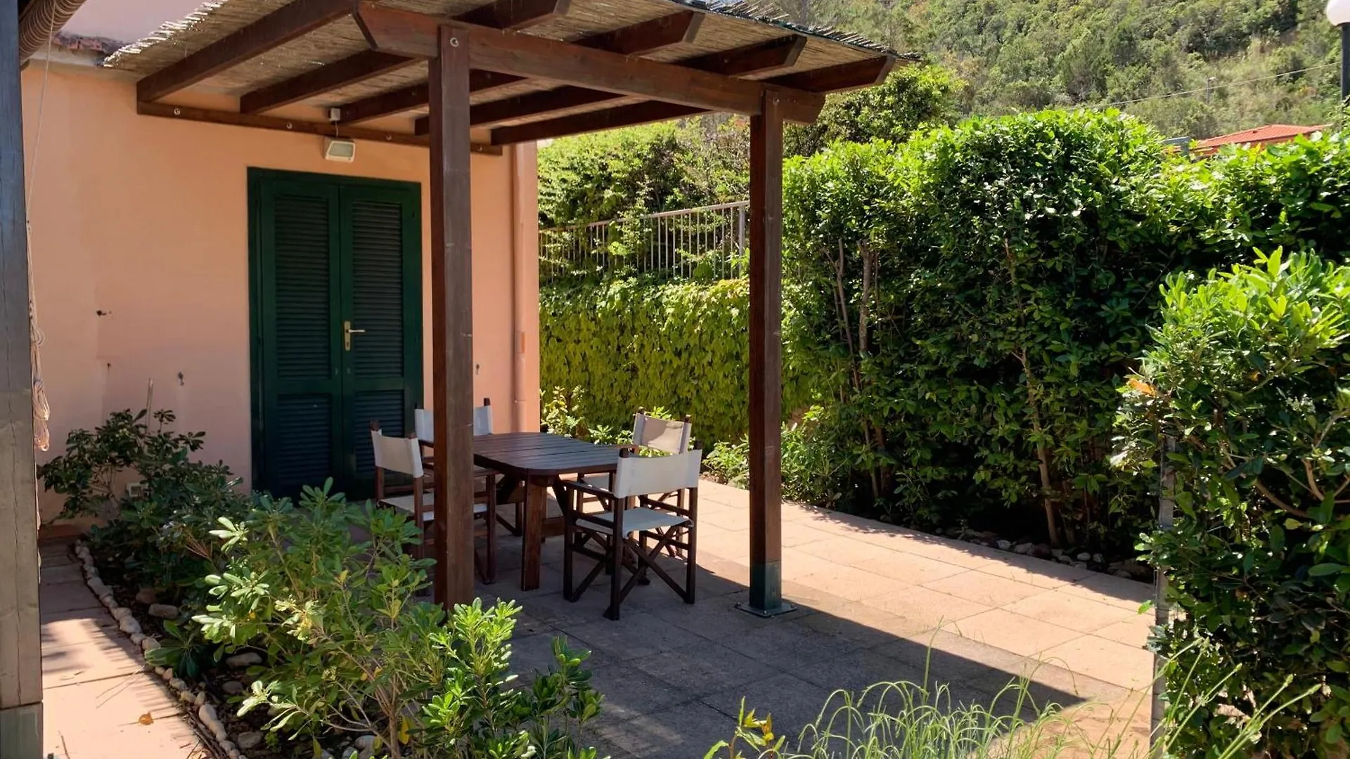 La Casa Di Alice Villa Nisporto Holiday home